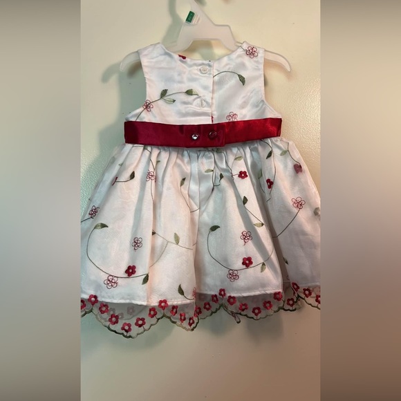 🌸 Floral YoungLand Baby Dress 🌸 - Picture 4 of 4